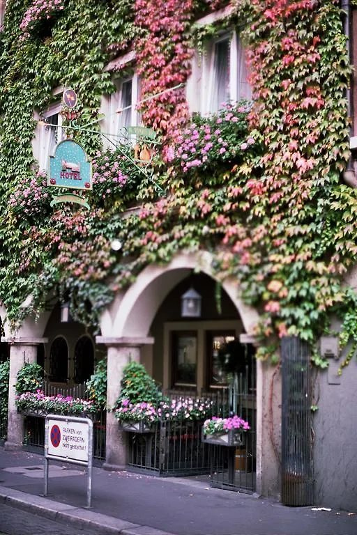 Hotel Till Eulenspiegel - Nichtrauchhotel - Wuerzburg