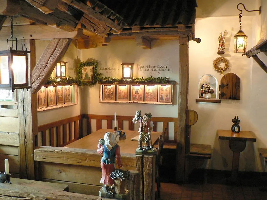 Hotel Till Eulenspiegel - Nichtrauchhotel - Wuerzburg